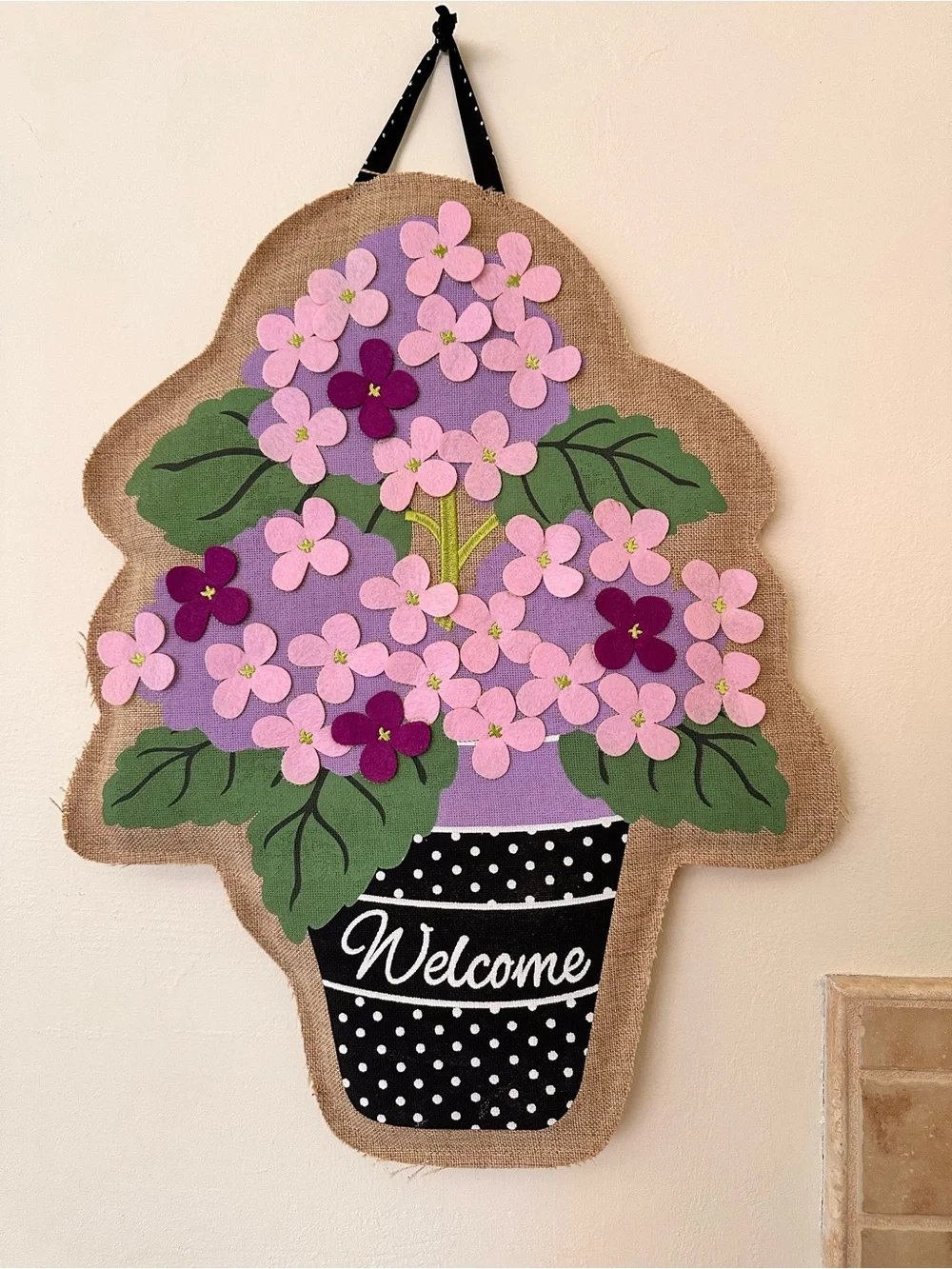 N/A charming wall